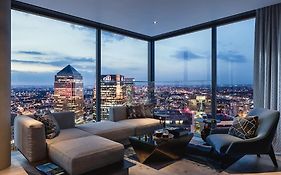 Skyview Waterside City Luxury Apartment